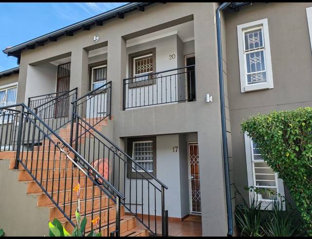 2 BEDROOM COMPLEX FOR SALE IN HENLEY-ON-KLIP
